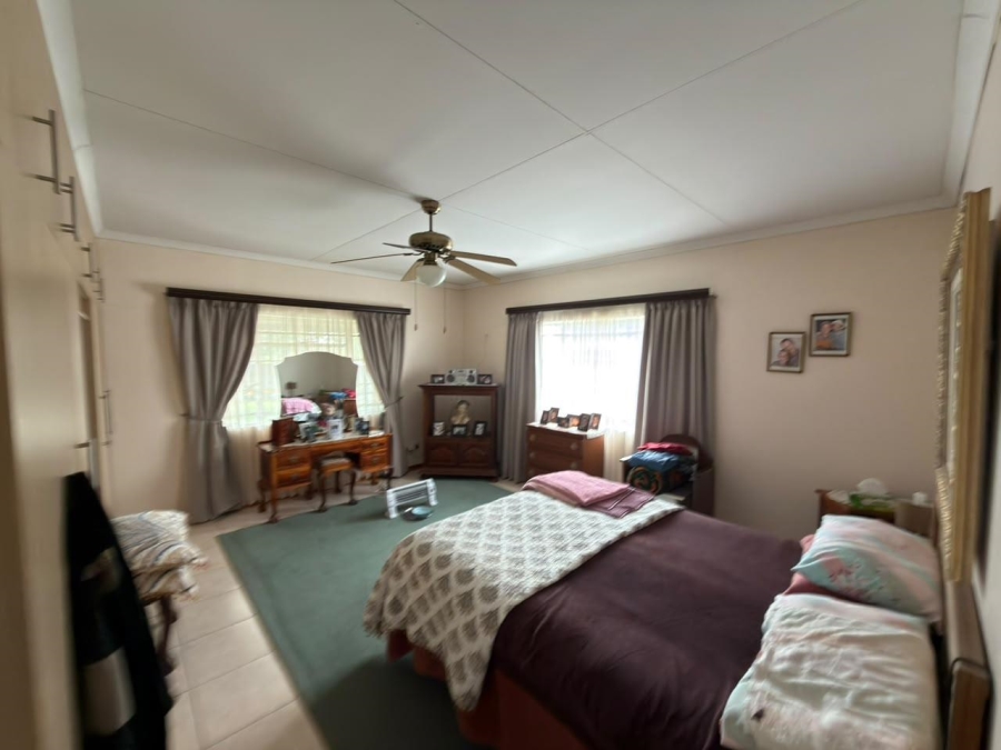 5 Bedroom Property for Sale in Riebeeckstad Free State